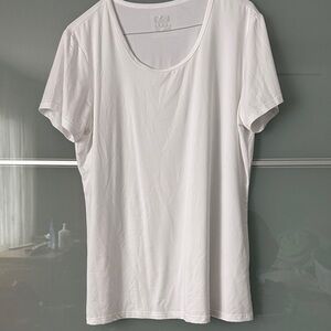 Women's Classic White Short Sleeve Tee